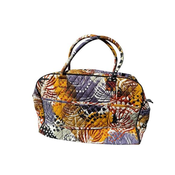 Vera Bradley, three-piece luggage set - Picture 3 of 11